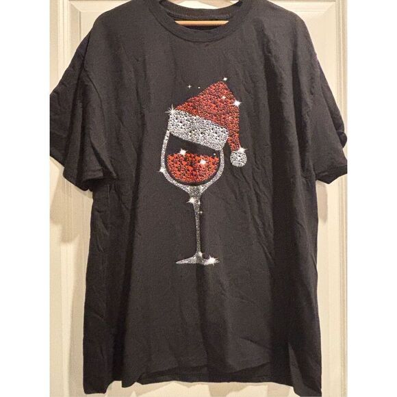 Christmas Wine Glass T-shirt size XL - Picture 1 of 2